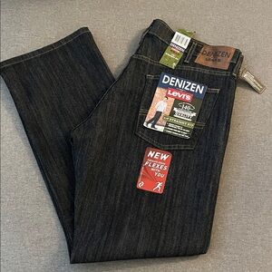 Levi's Denizen Dark Blue Straight Jeans